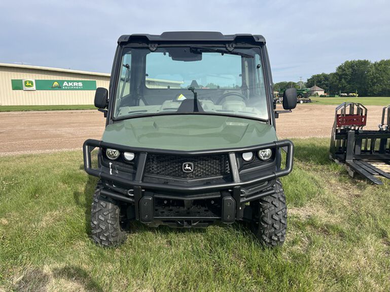 2024 XUV835R - 429697, 