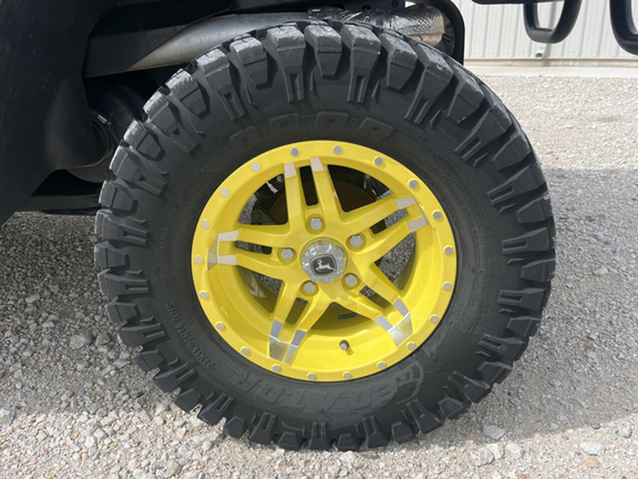 2022 XUV 835R - 399059,  image number 17
