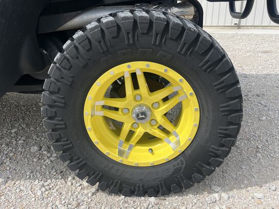2022 XUV 835R - 399059,  image number 17