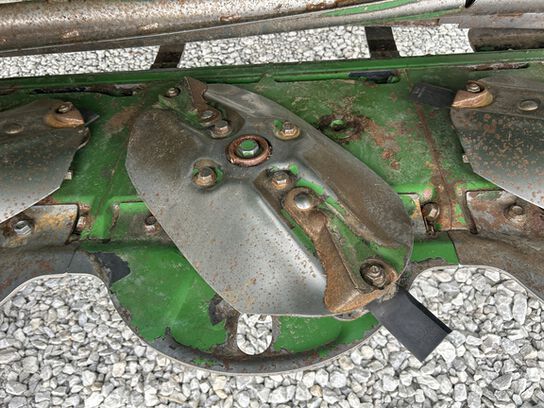 2025 W235R - 442127,  image number 16