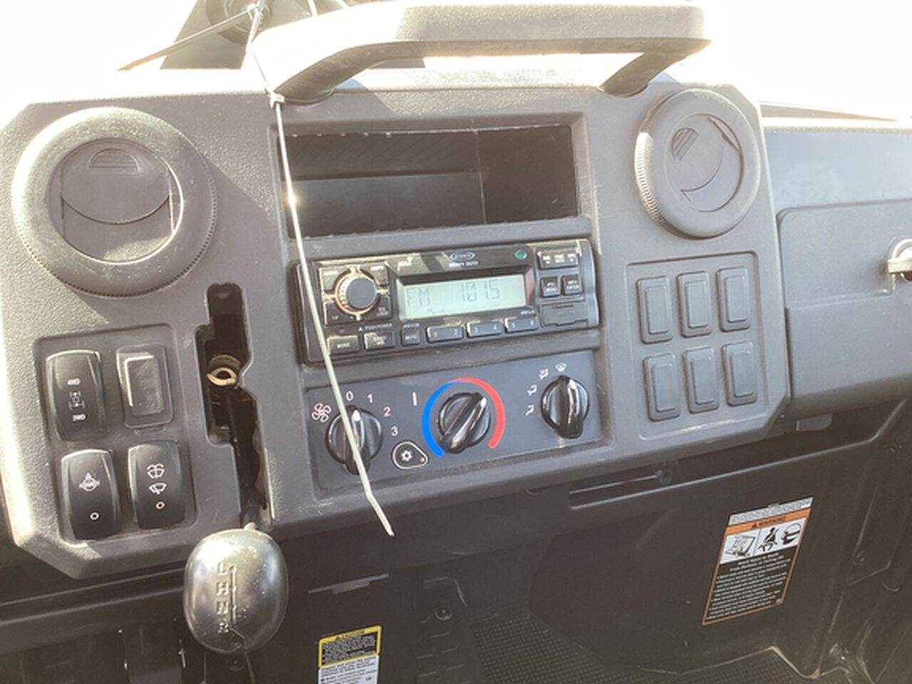 2023 XUV 835M - 441954,  image number 10