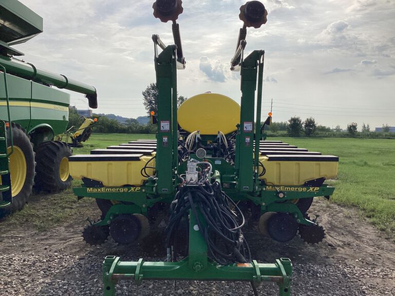 2005 1770NT - 440109, 