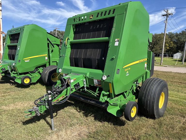 2019 560M - 448613, 