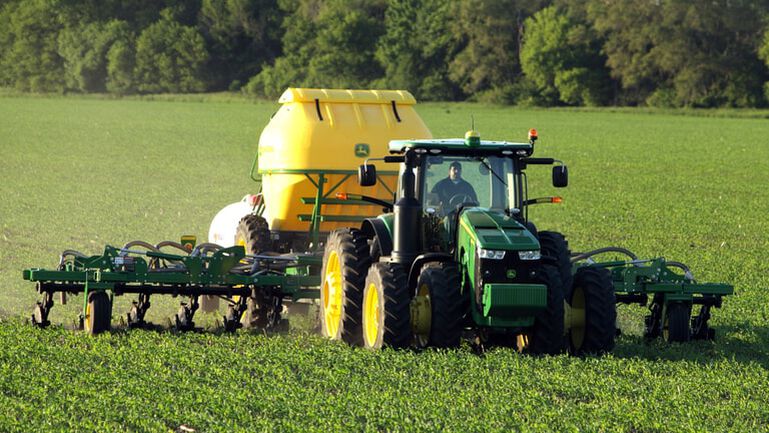 2510H with Dry High-Speed Application with Dry Nutrient Attachment, 