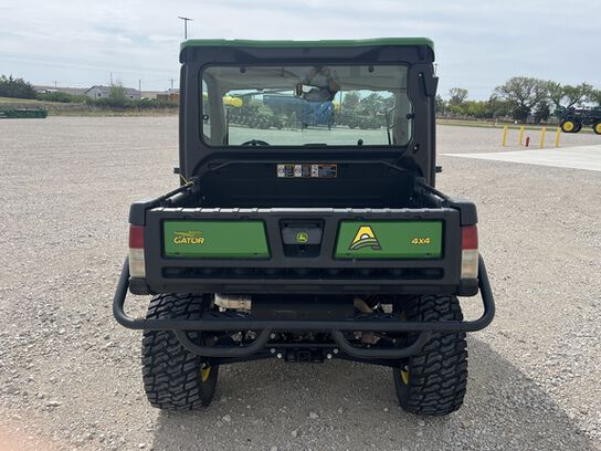 2022 XUV 835R - 399059,  image number 4