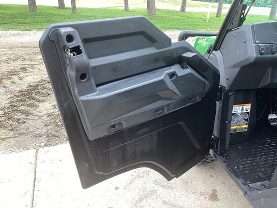 2024 XUV835M - 429708,  image number 22
