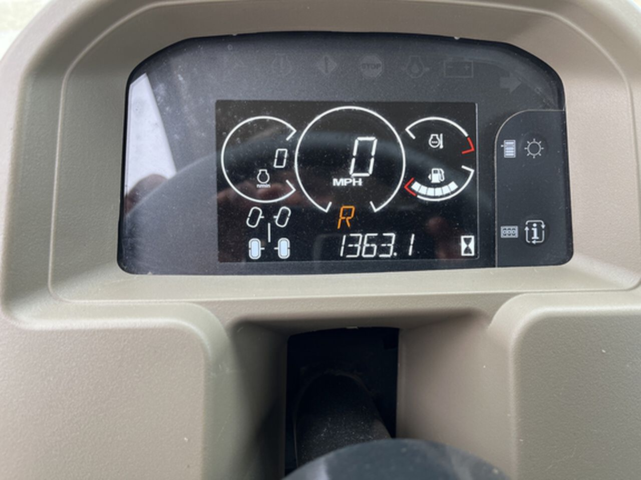 2023 XUV 835R - 441602,  image number 11