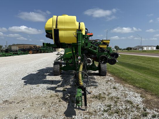 2021 1745 - 440143,  image number 1