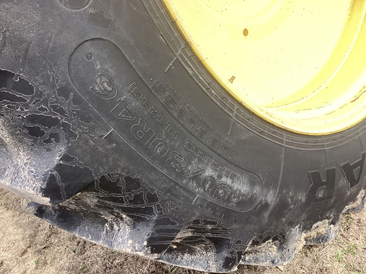 2013 7215R - 430506,  image number 25