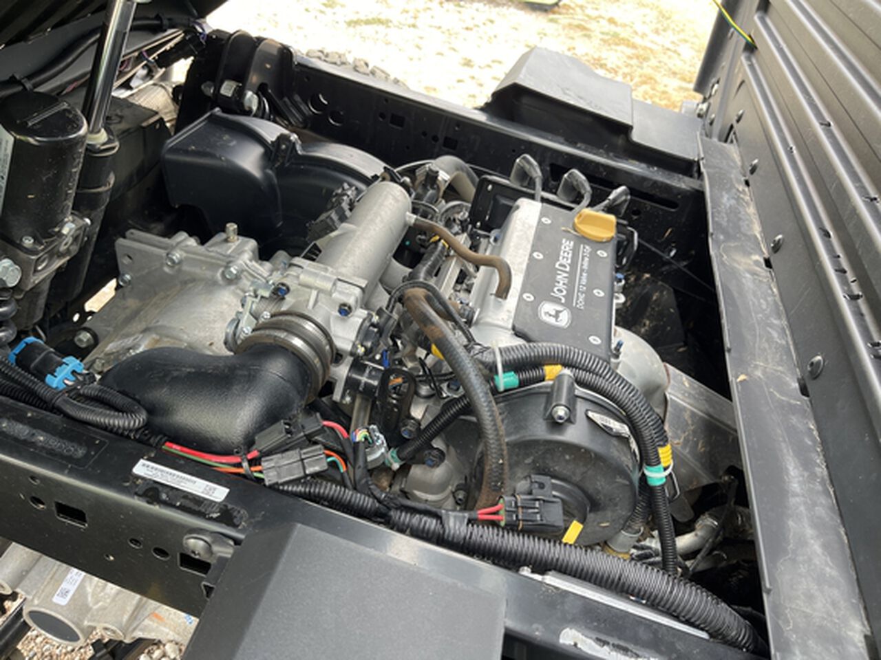 2024 XUV 835R - 444806,  image number 13