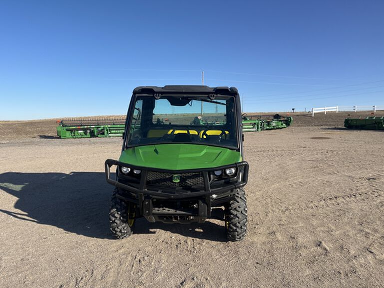 2020 XUV 835M - 411468, 