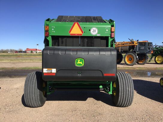 2022 560M - 441915,  image number 4