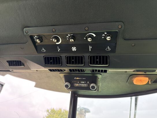 1977 4430 - 440506,  image number 17