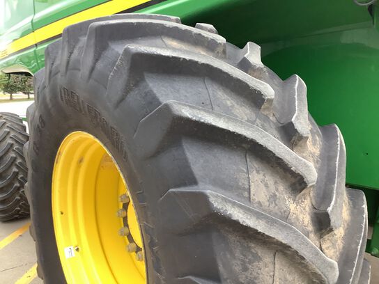 2009 9770 STS - 441596,  image number 15