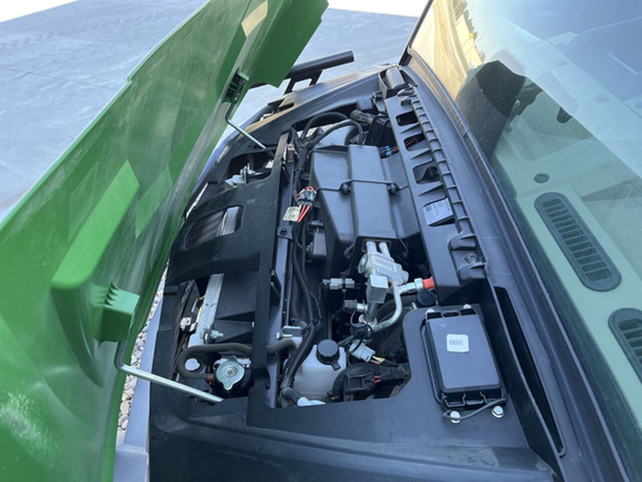 2023 XUV 865R - 444543,  image number 15