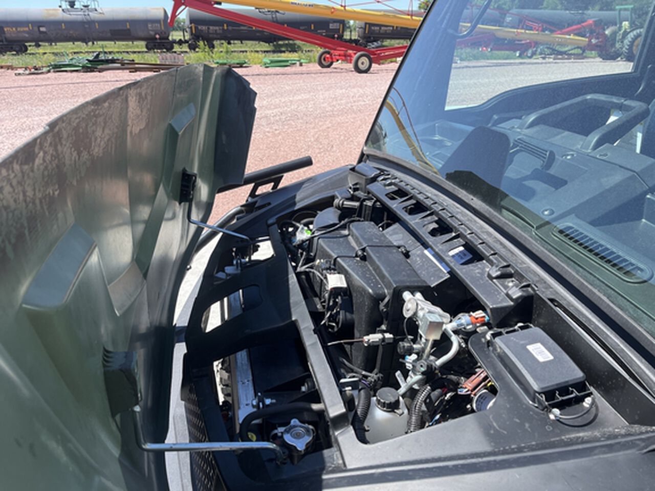 2023 XUV835M - 412941,  image number 16