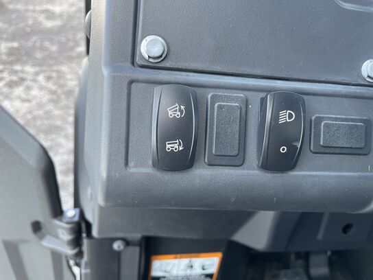 2024 XUV835M - 429707,  image number 11