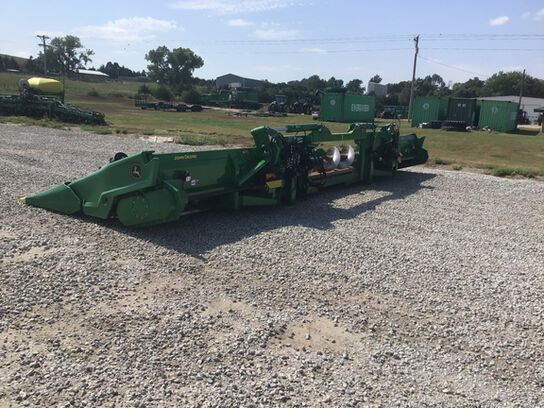 2023 C12F - 435466,  image number 6