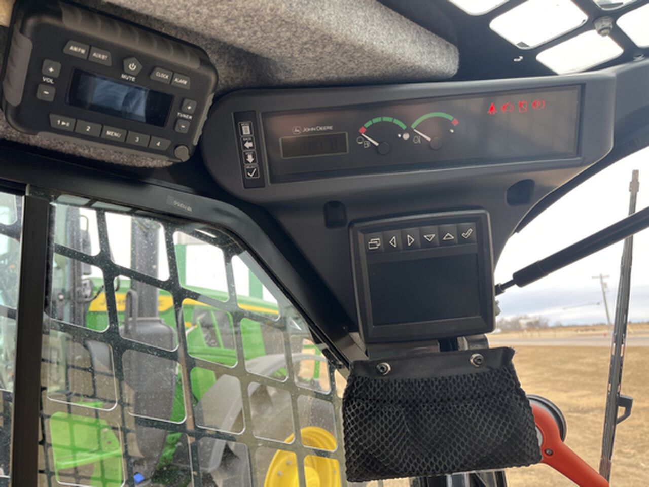 2023 320G - 441333,  image number 7