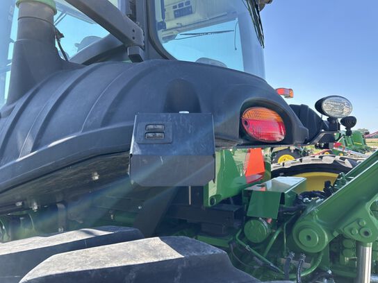 2015 8345RT - 441599,  image number 16