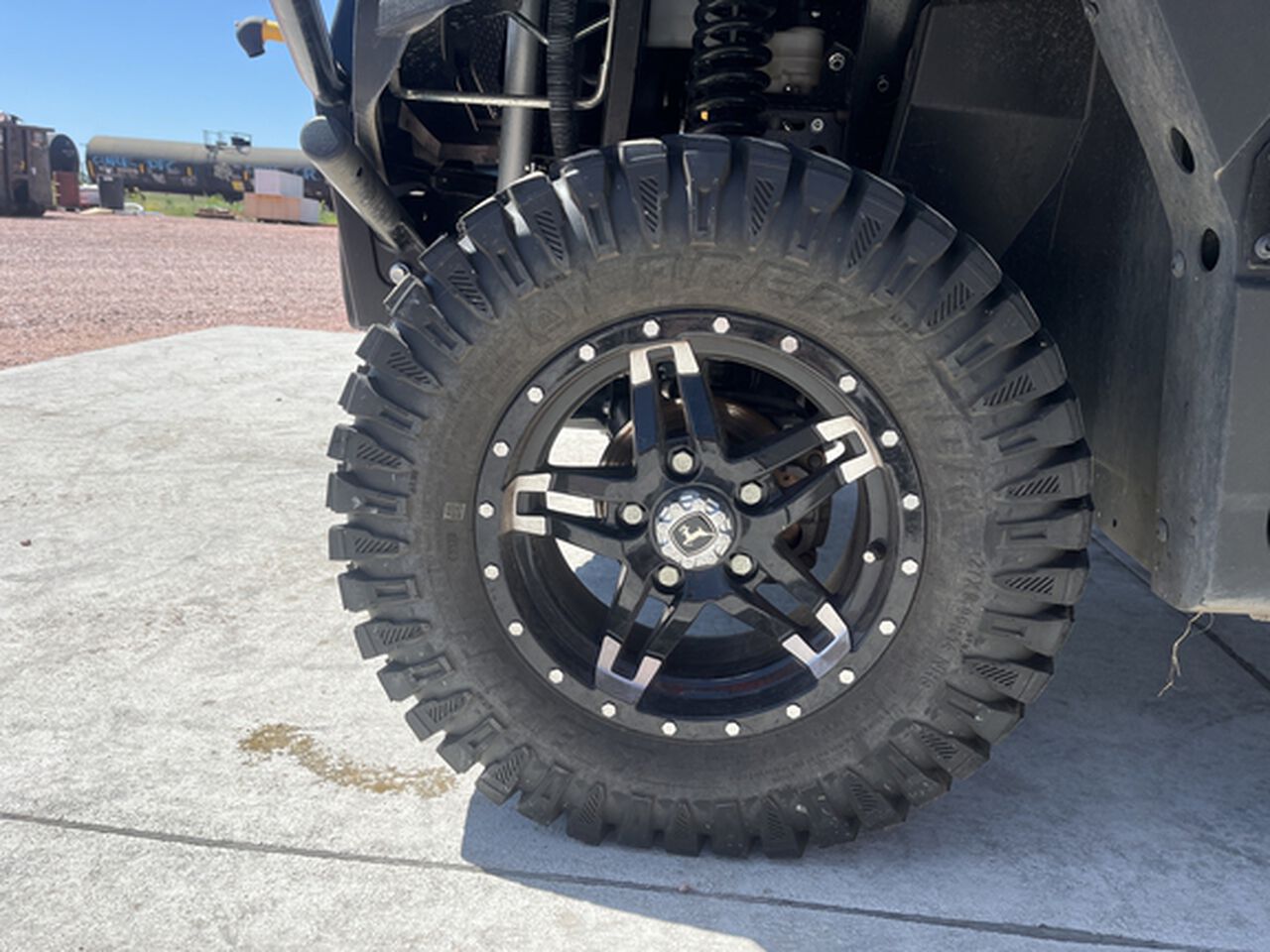 2023 XUV835M - 412941,  image number 17
