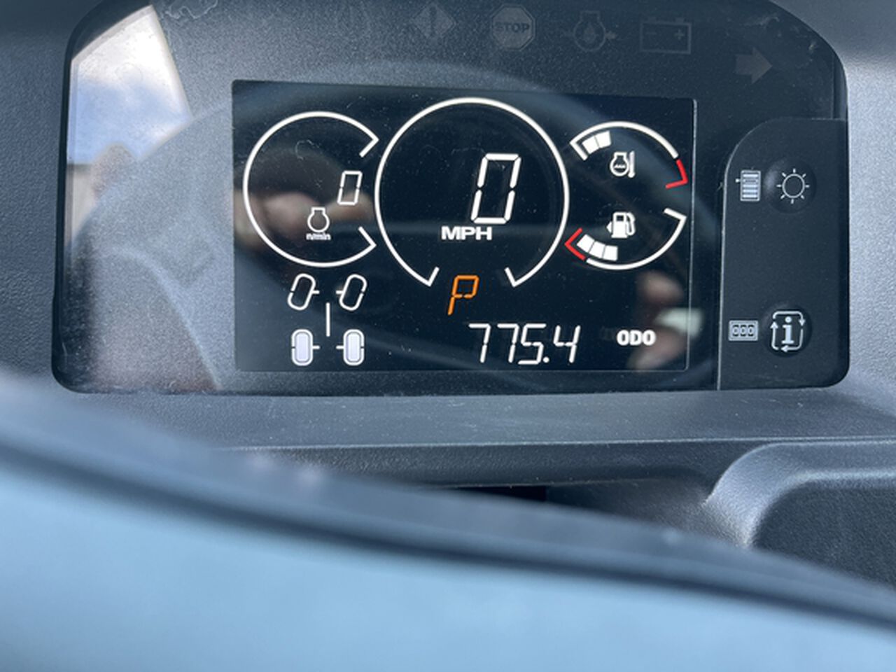 2024 XUV835M - 429707,  image number 10