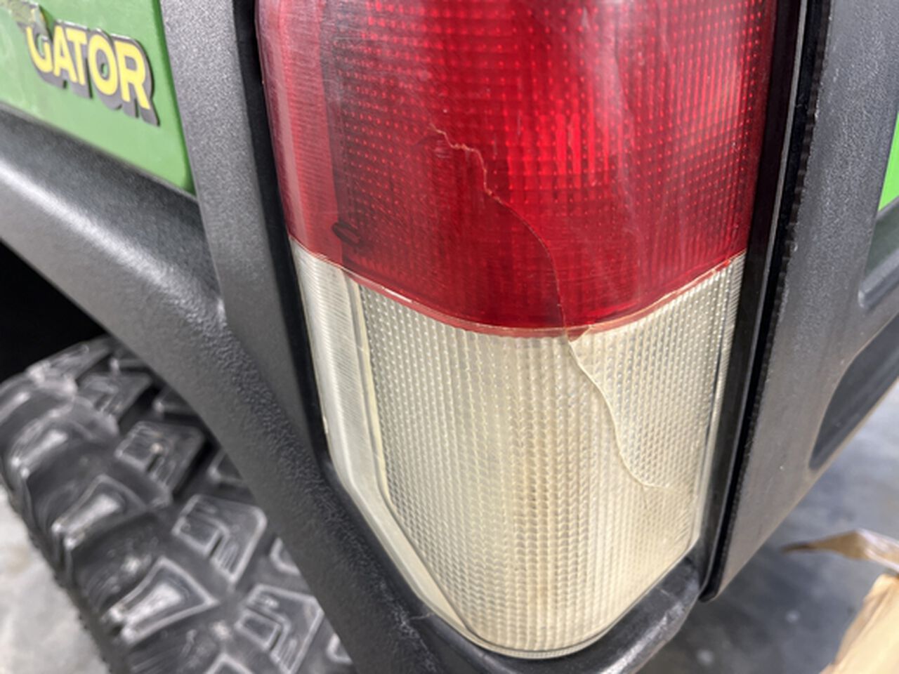 2013 XUV 825I GREEN - 433247,  image number 18