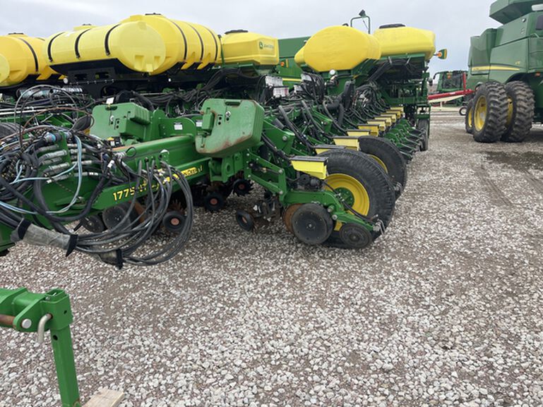 2015 1775NT - 416169, 