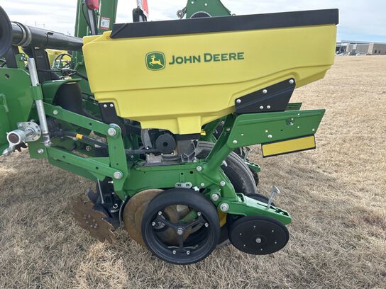 2023 1765 - 440332,  image number 10