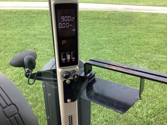 2012 8335R - 440418,  image number 14