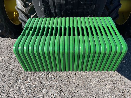 2025 8R 310 - 434718,  image number 18