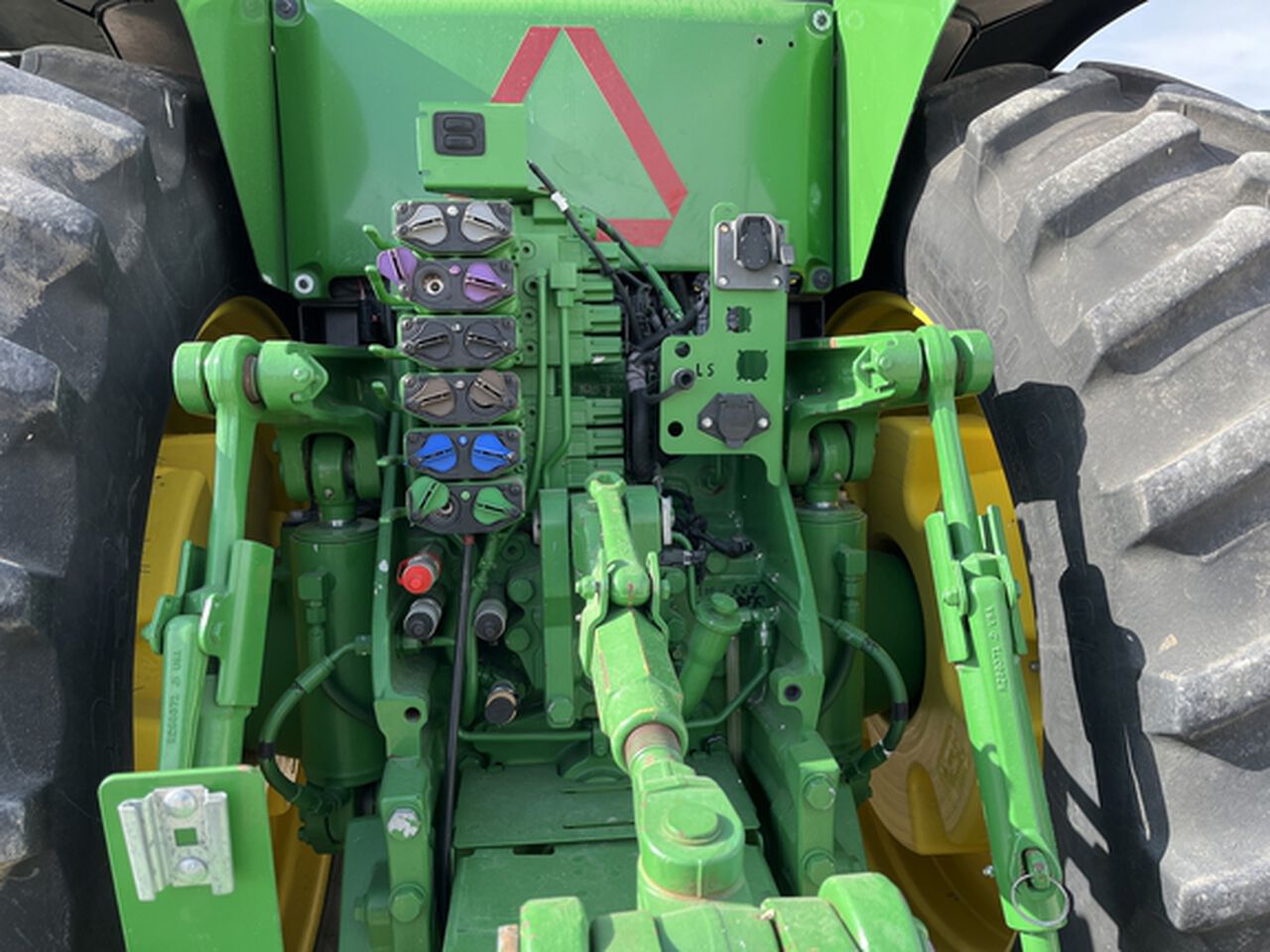 2017 8370R - 441497,  image number 17