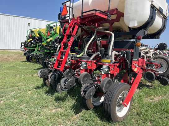 2013 8800 - 434410,  image number 15