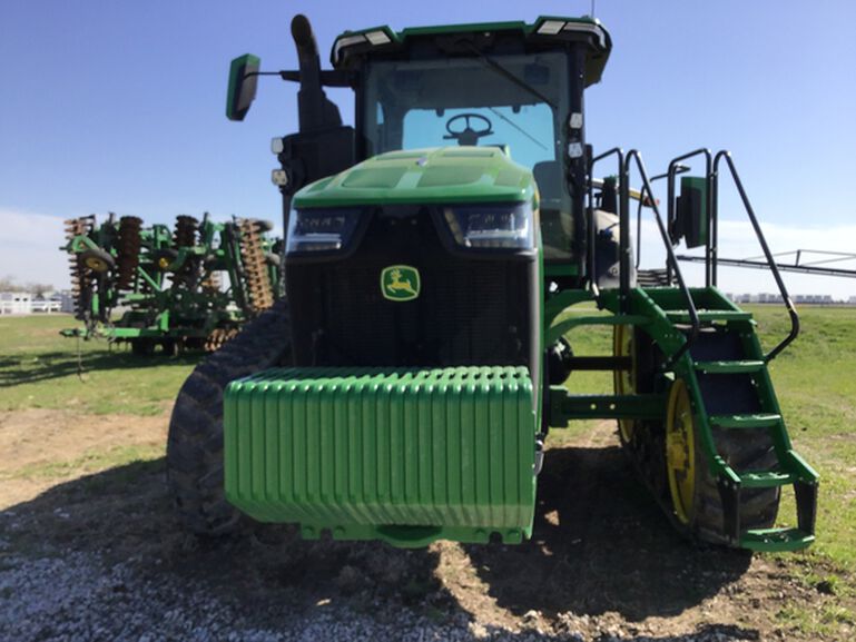 2023 8RT 370 - 436966, 