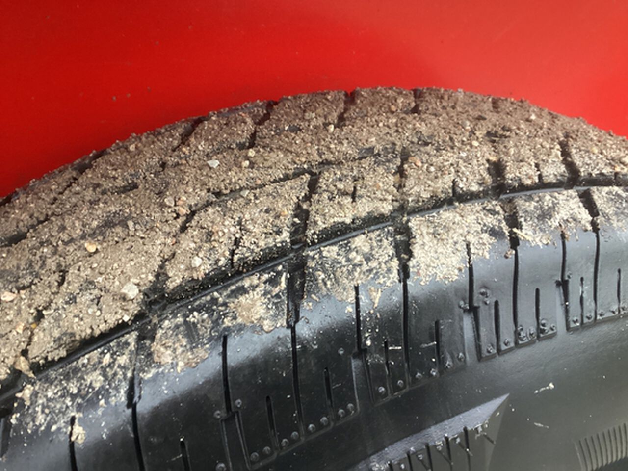 2024 H8312DBW-B-140 - 443371,  image number 11