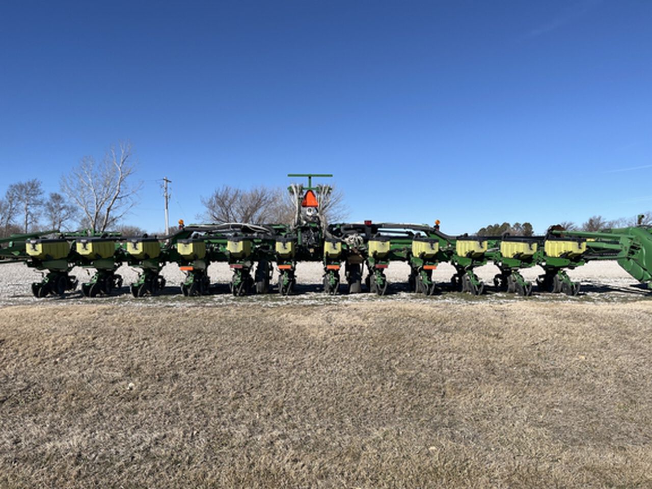 2003 1720 - 427742,  image number 1