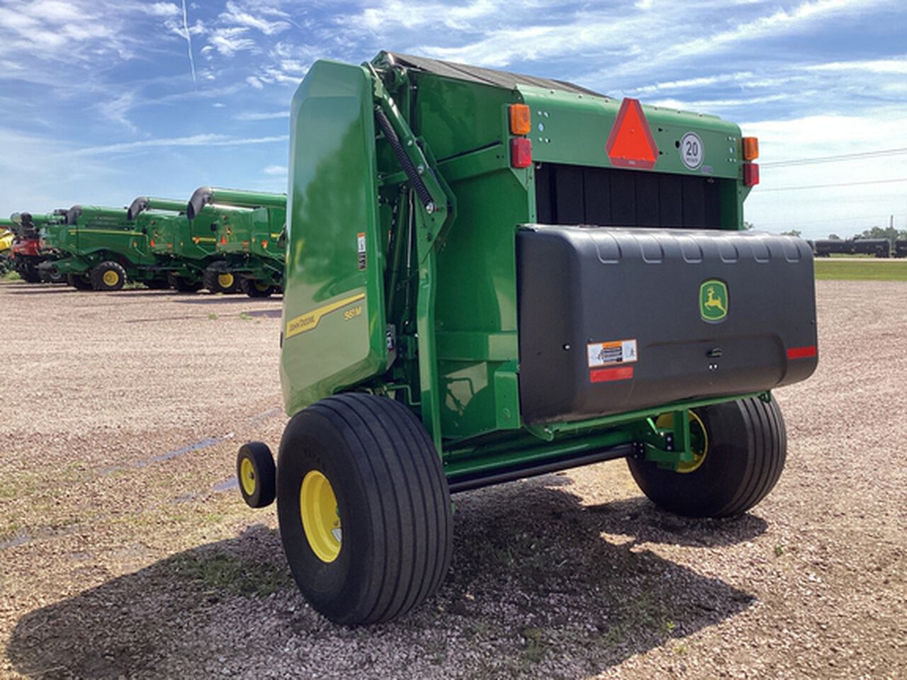 2024 561M - 440771,  image number 5