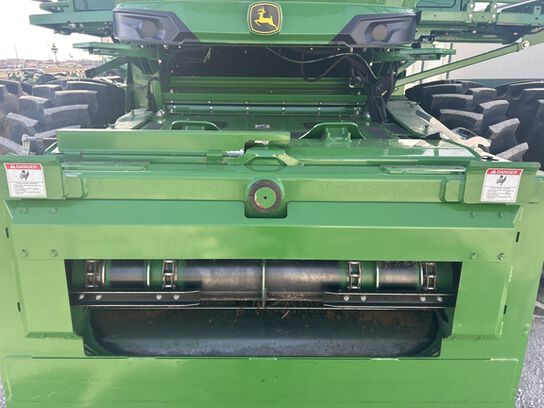 2025 S7 700 - 442020,  image number 31