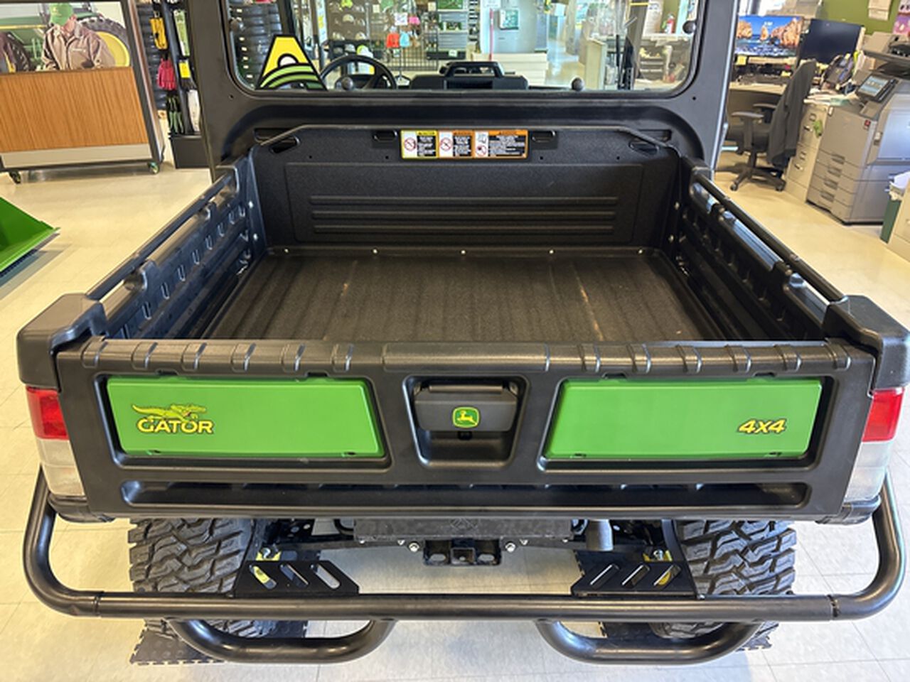 2023 XUV 835M - 412558,  image number 10