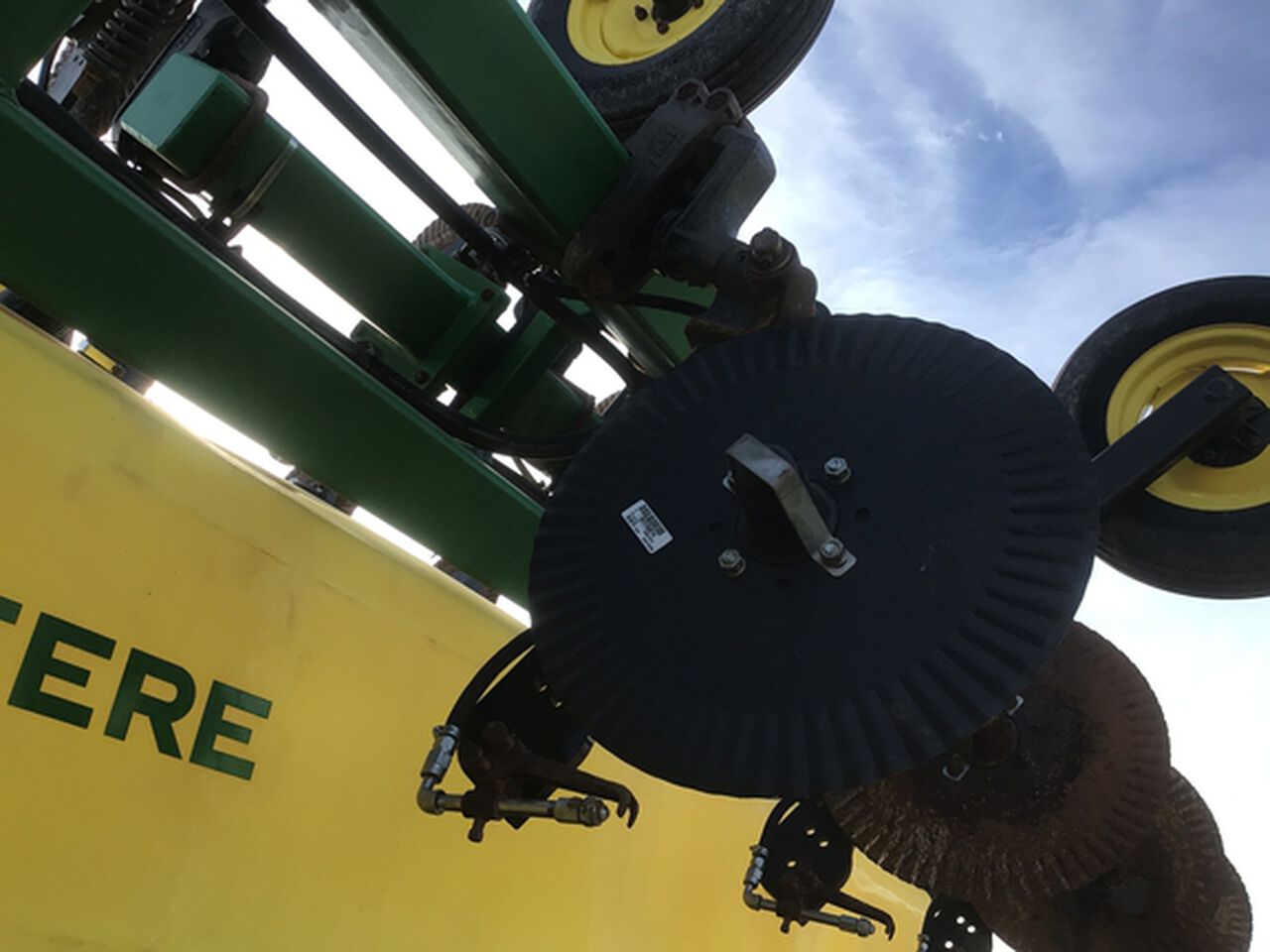 2025 2530L - 442083,  image number 13