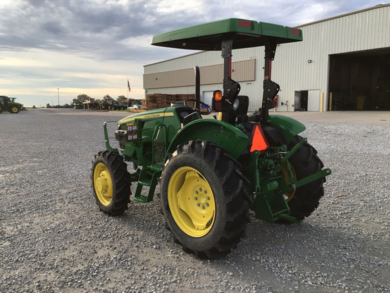 2022 5045E - 437525,  image number 5