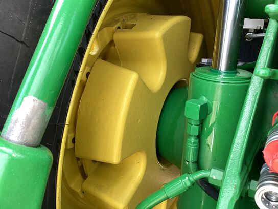 2017 8345R - 437288,  image number 17