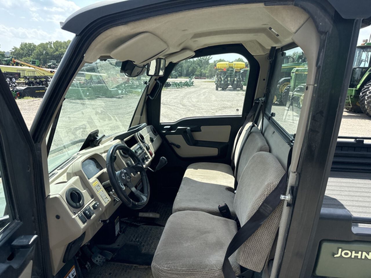 2020 XUV 835R - 424588,  image number 11