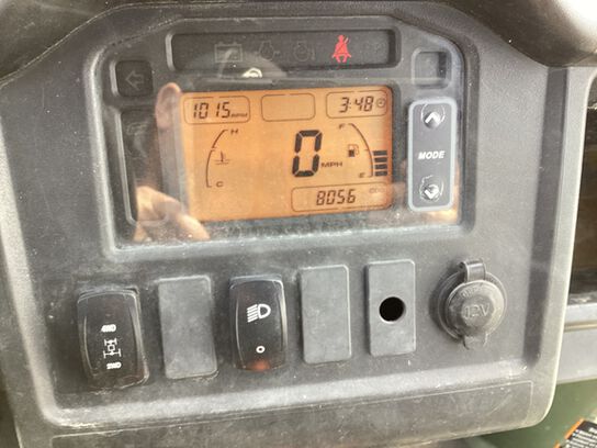 2014 XUV 825I - 427629,  image number 10