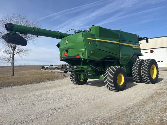 2025 S7 700 - 442020,  image number 5