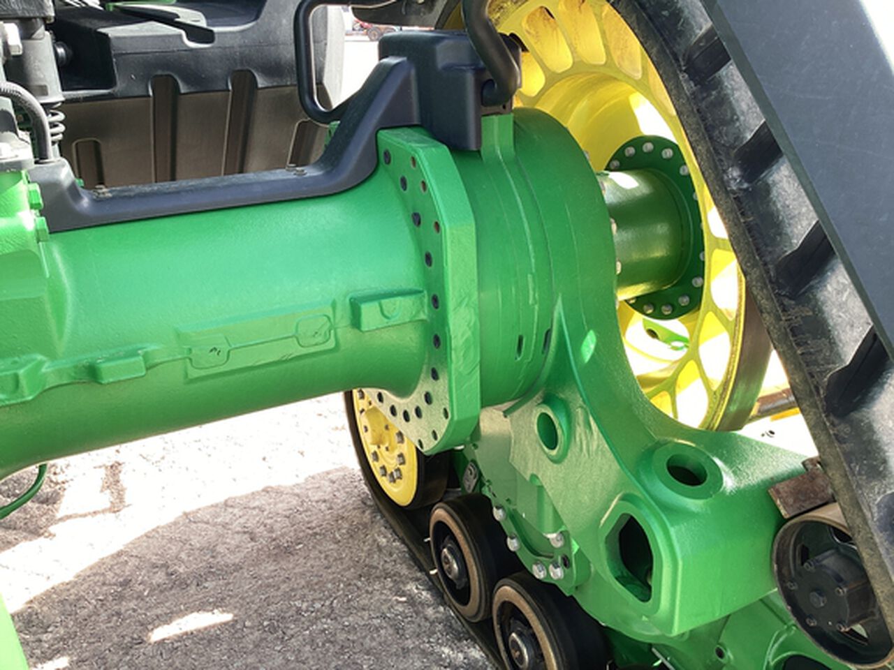 2024 8RX 410 - 442068,  image number 18