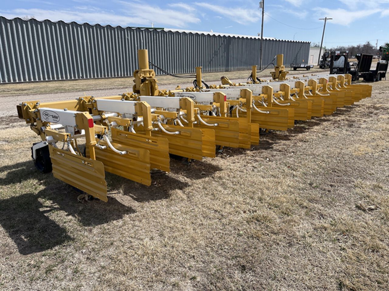 2022 6300 - 402542,  image number 3