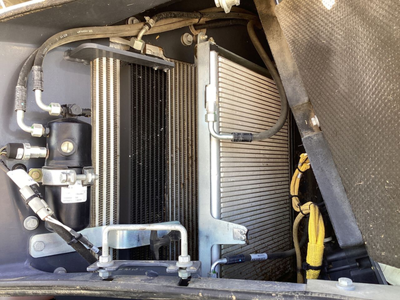 2018 344L - 443275,  image number 15