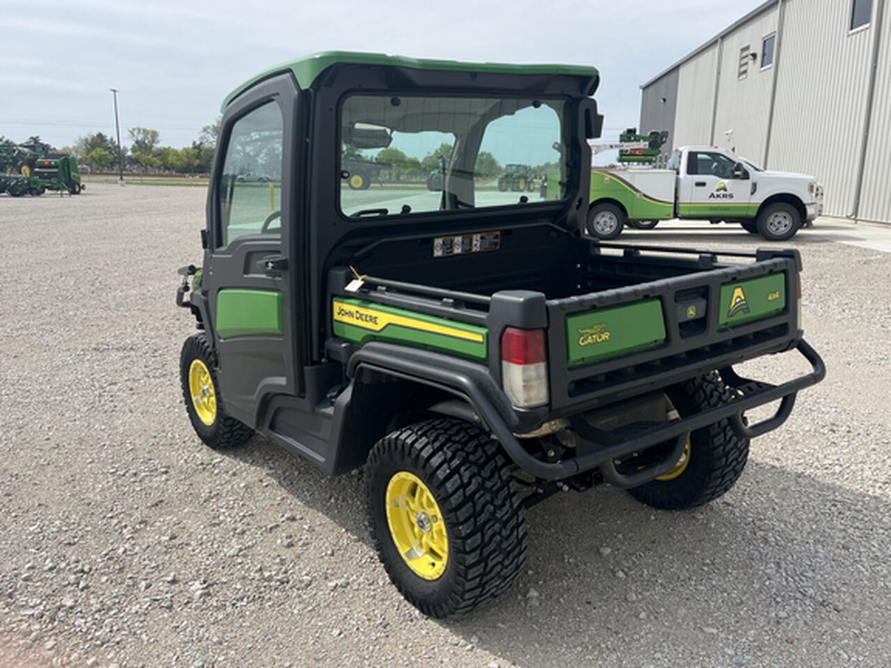 2022 XUV 835R - 399059,  image number 3
