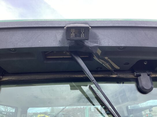 2013 7215R - 430506,  image number 17